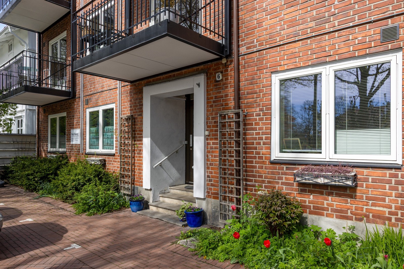 Leiligheten har en attraktiv og sentral beliggenhet ved Gråbeinsletta midt på populære Sagene. Galleribilde