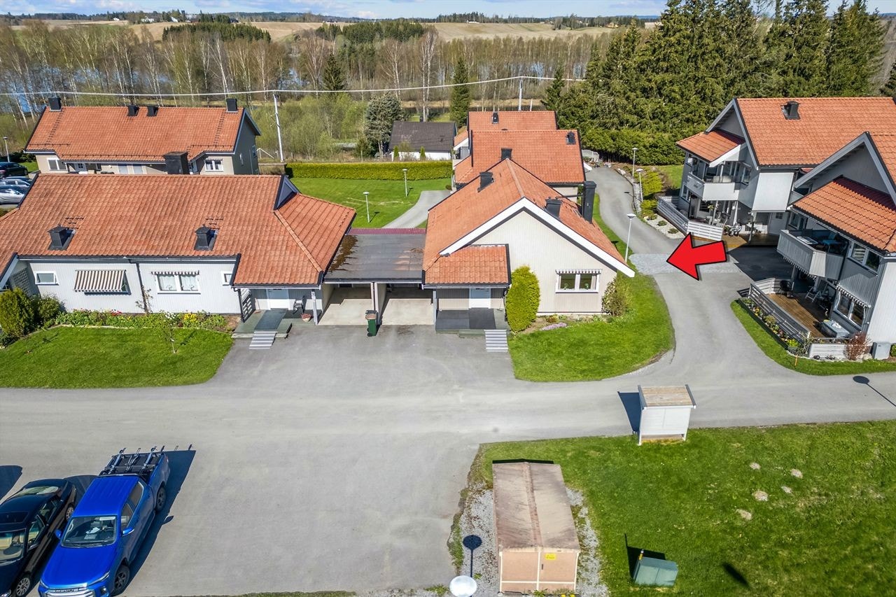 Velkommen til Silovegen 52D - Meget bra intern beliggenhet - Solrikt - Carport inntil leiligheten Galleribilde