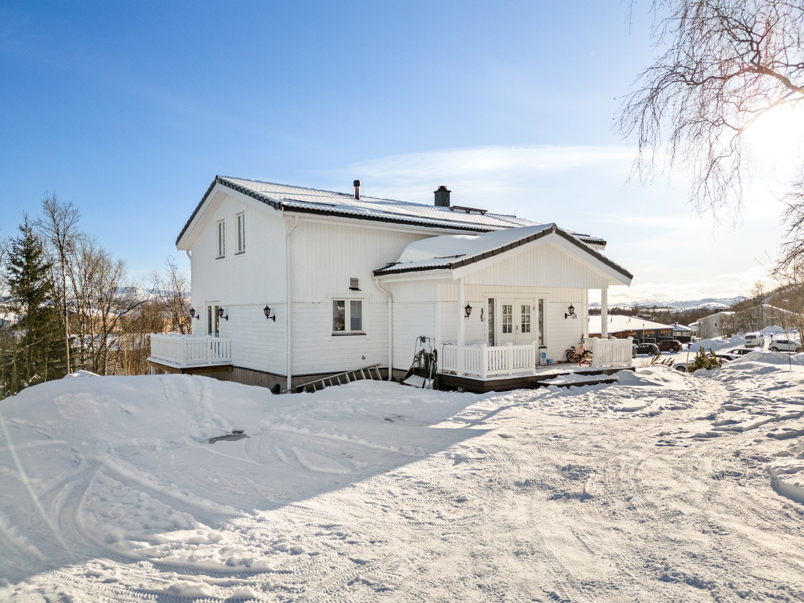 Velkommen til Myrullsvingen 2a - presentert av Advokatfirmaet Herstad AS! Galleribilde