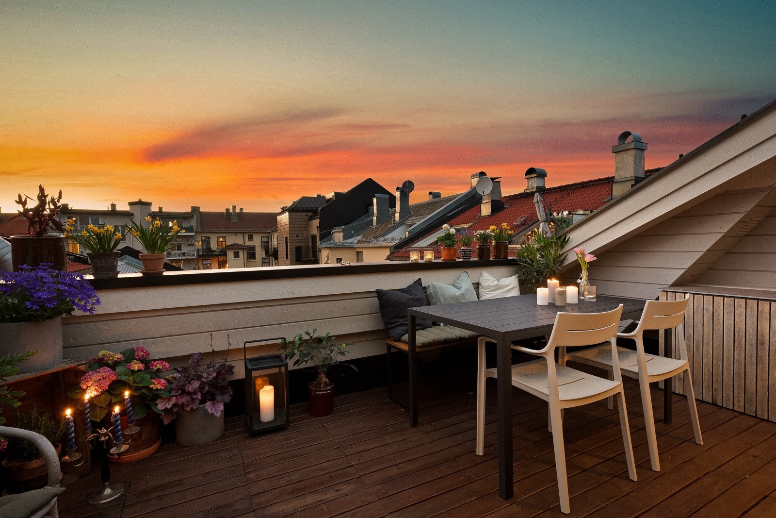 Attraktiv 4-roms toppleilighet med solrik terrasse på ca. 16m² Galleribilde