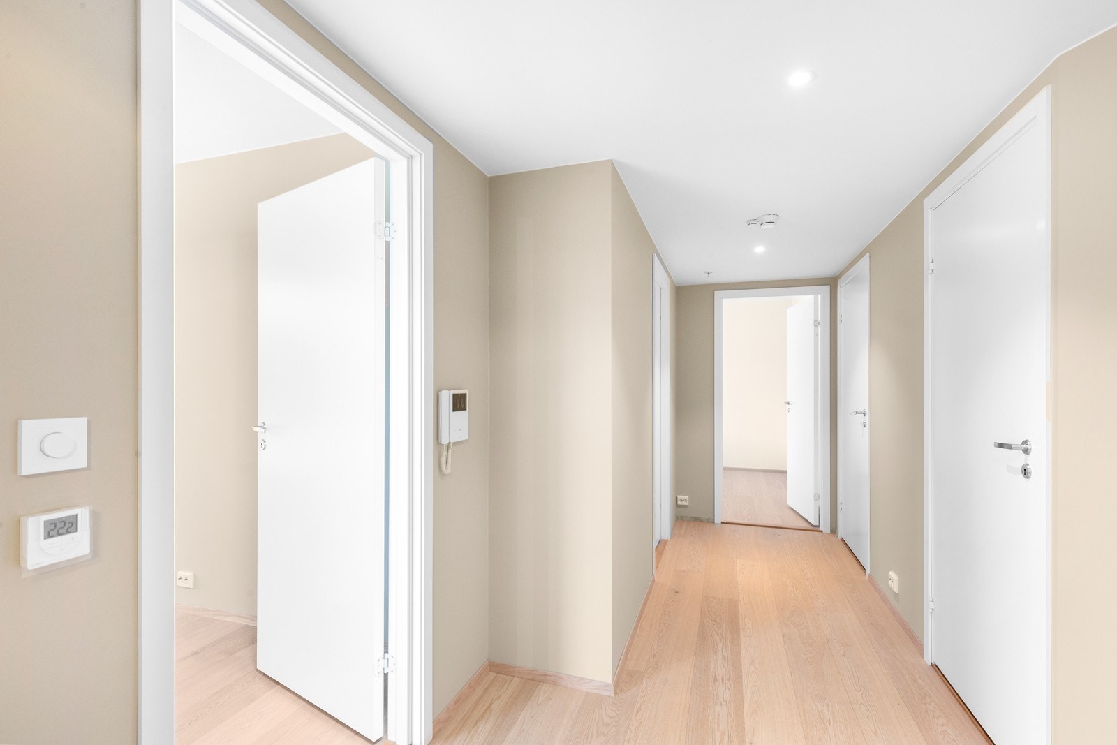 Gang. Herfra adkomst til leilighetens øvrige rom Galleribilde