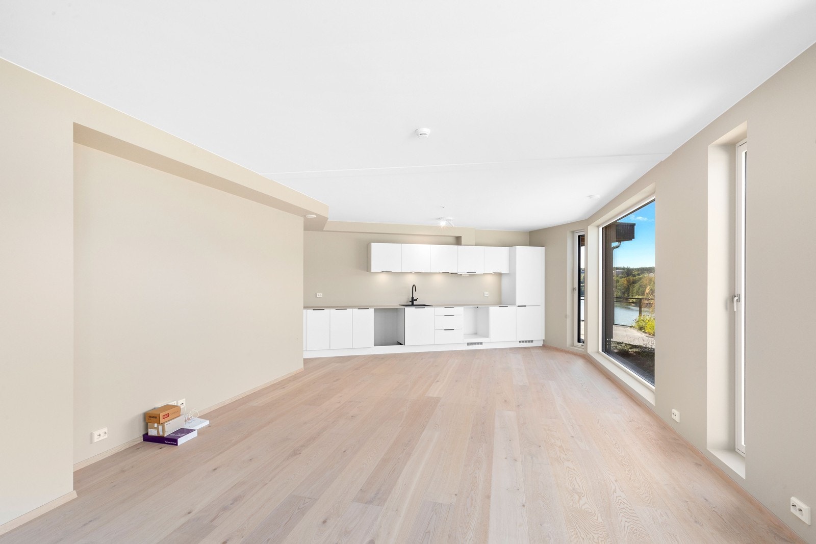 I rommet er det vannbåren gulvvarme Galleribilde