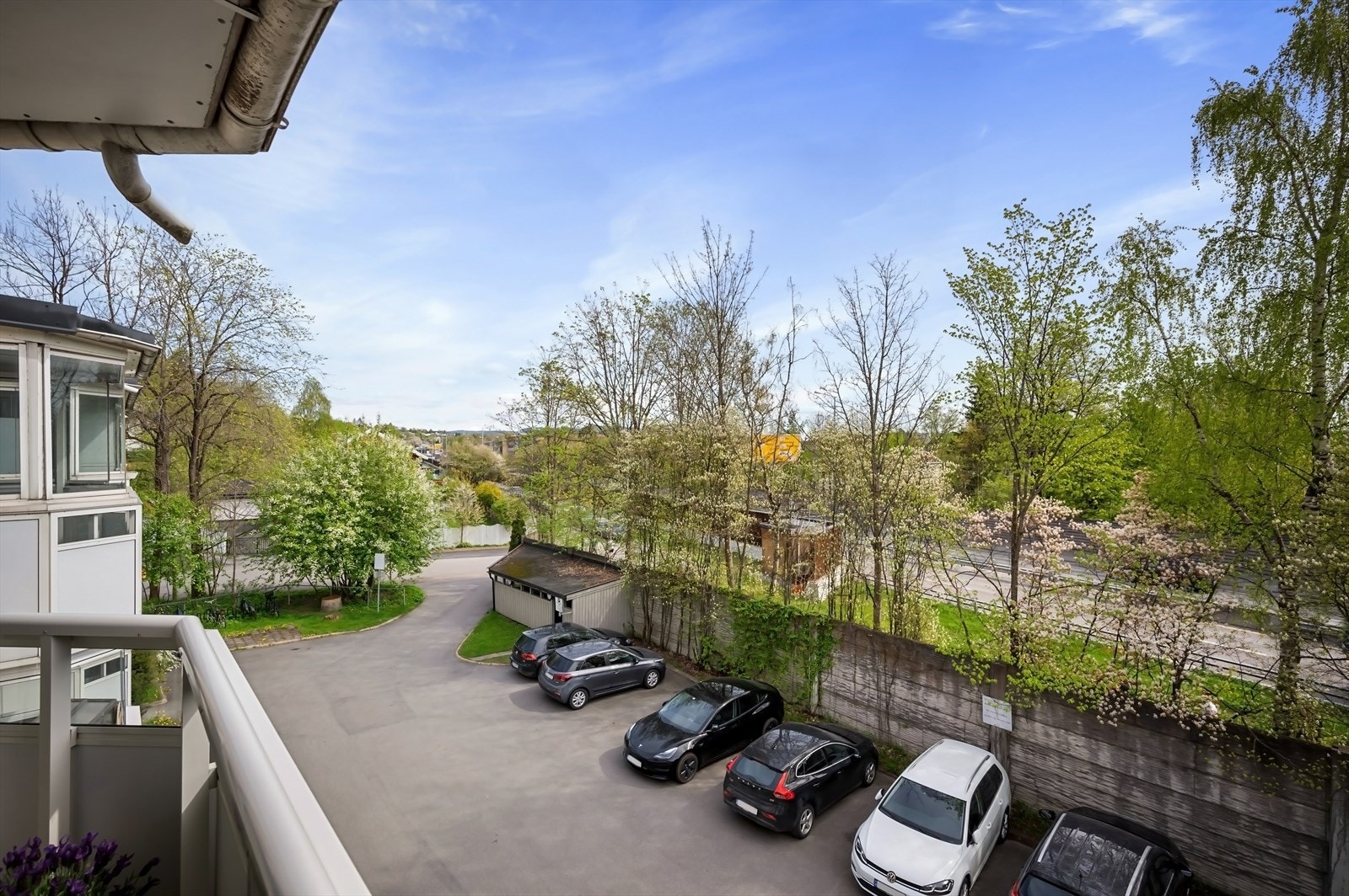 Utsyn fra balkong - Ingen innsyn. Galleribilde