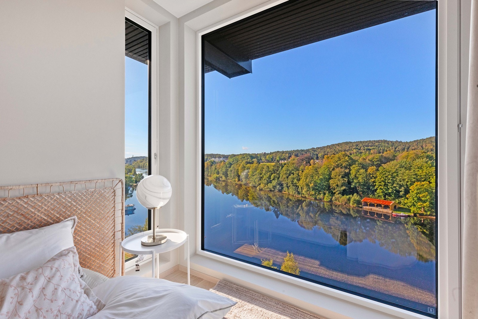 Også fra soverommet er det en nydelig utsikt Galleribilde