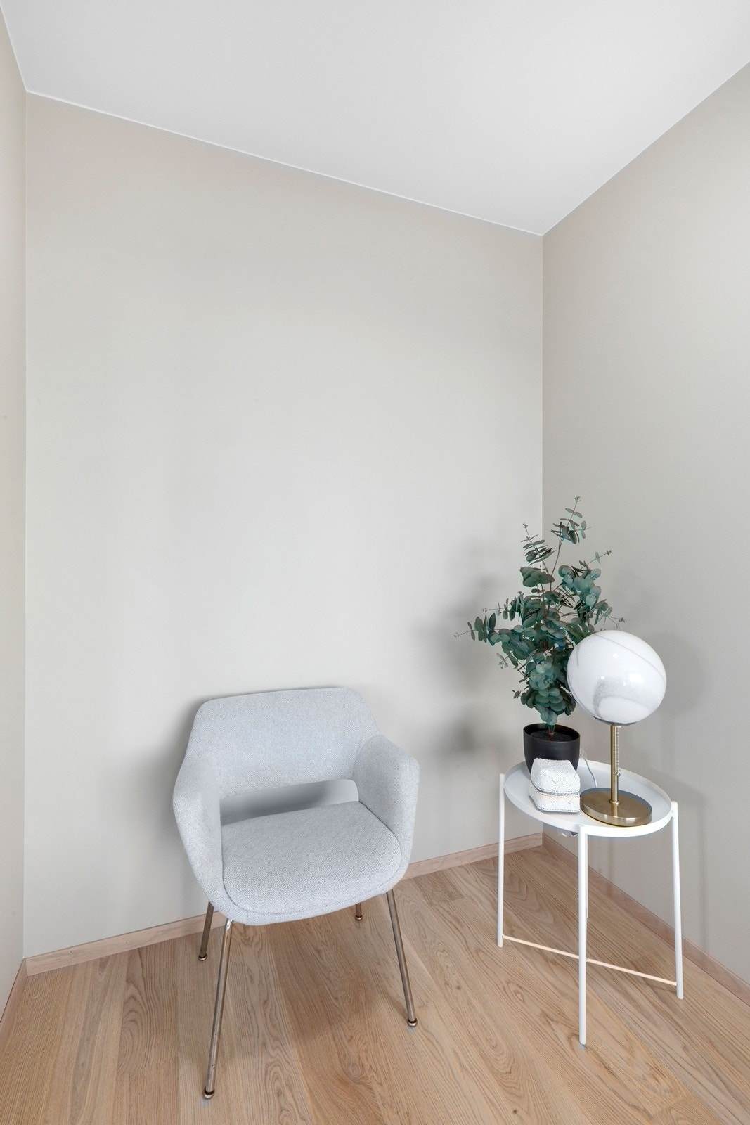 Soverom. Plass til garderobeskap Galleribilde