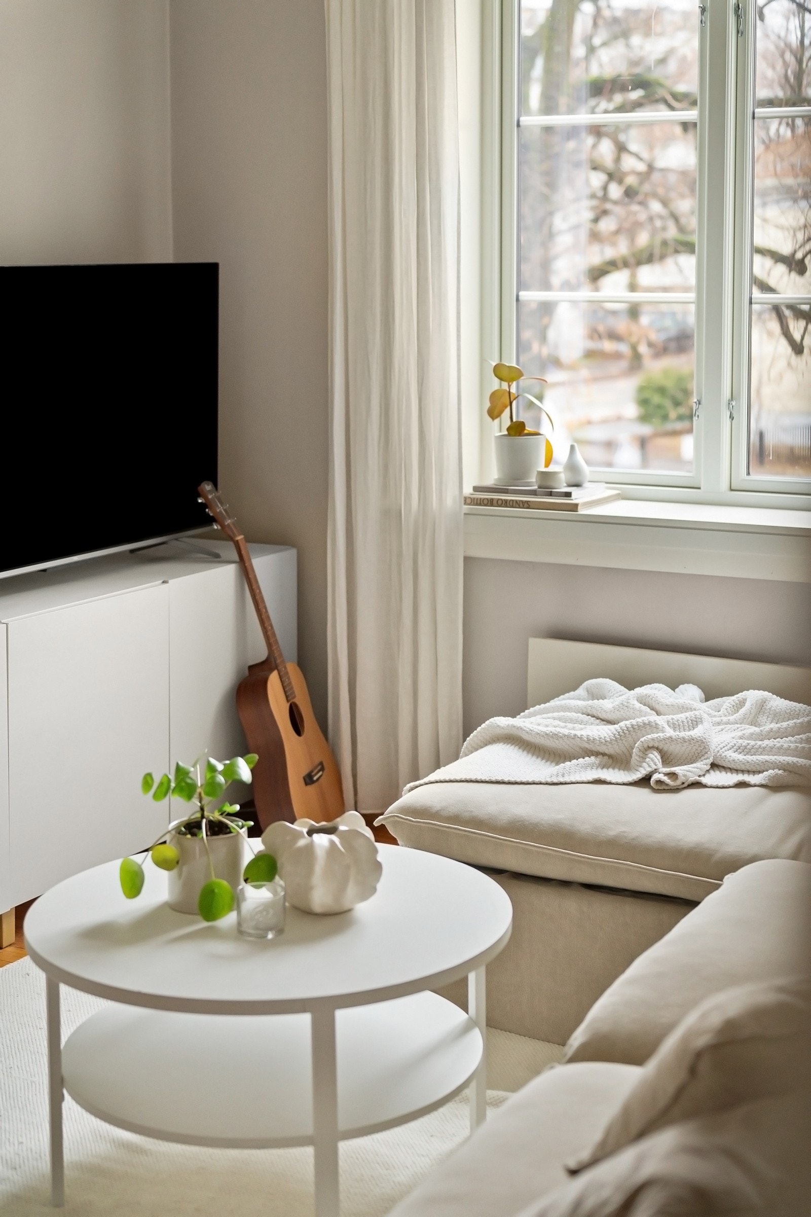 Boligen har en lun fargepalett med en god kombinasjon av sjarm og tidløshet. Galleribilde