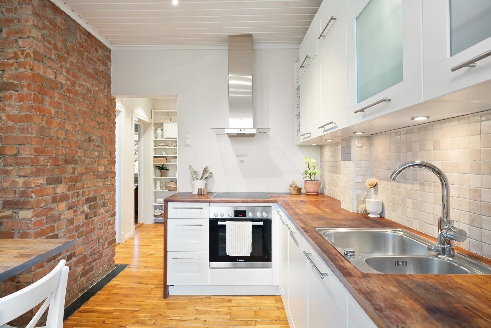 Vakker bevart teglsteinsvegg. Galleribilde