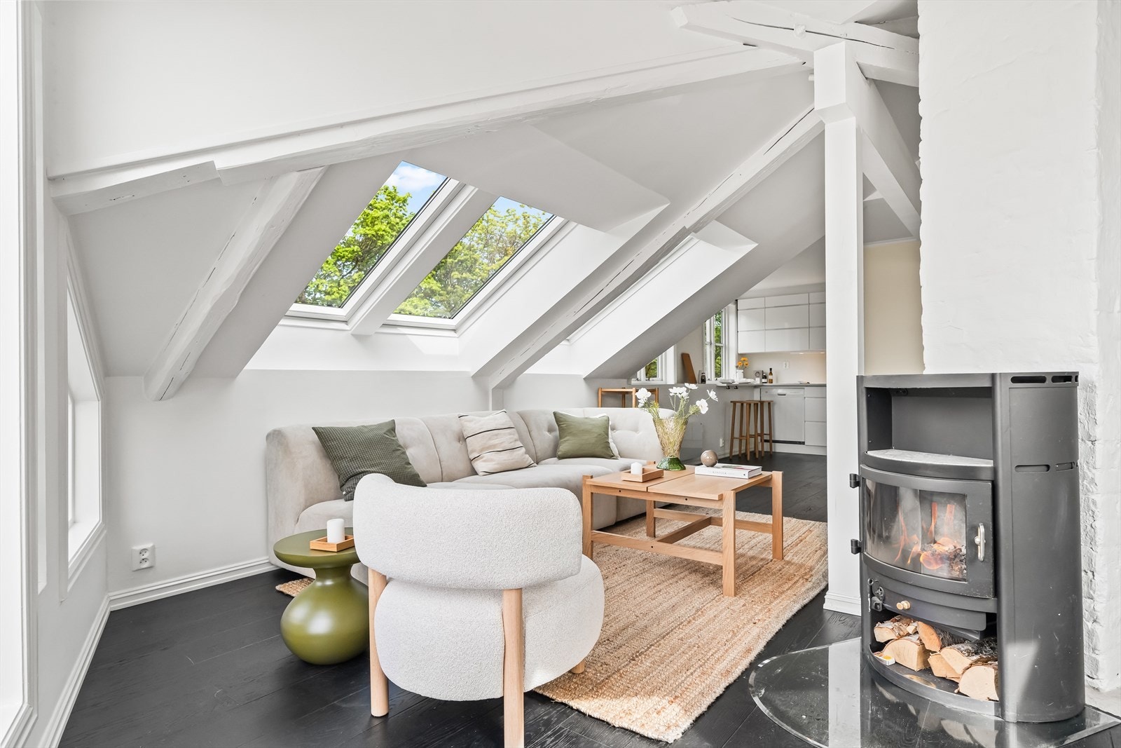 God plass til sittegruppe i stuen. Galleribilde