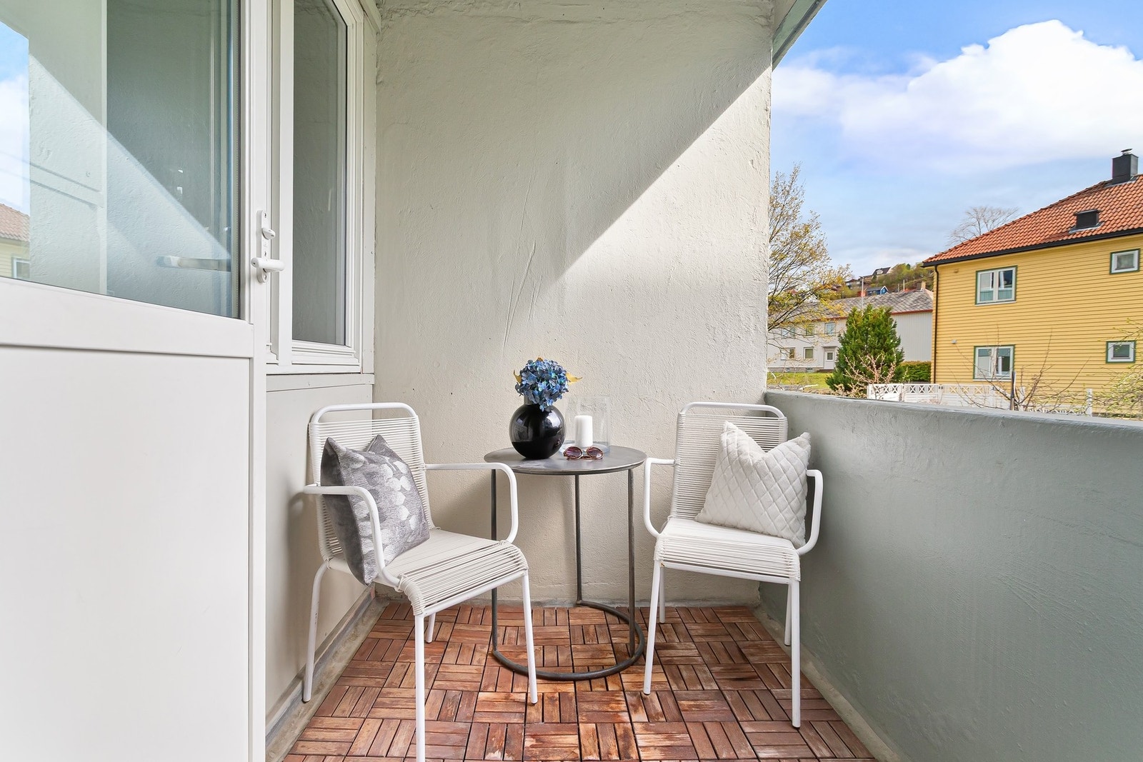 Flott balkong. Perfekt for sommerhalvåret. Galleribilde