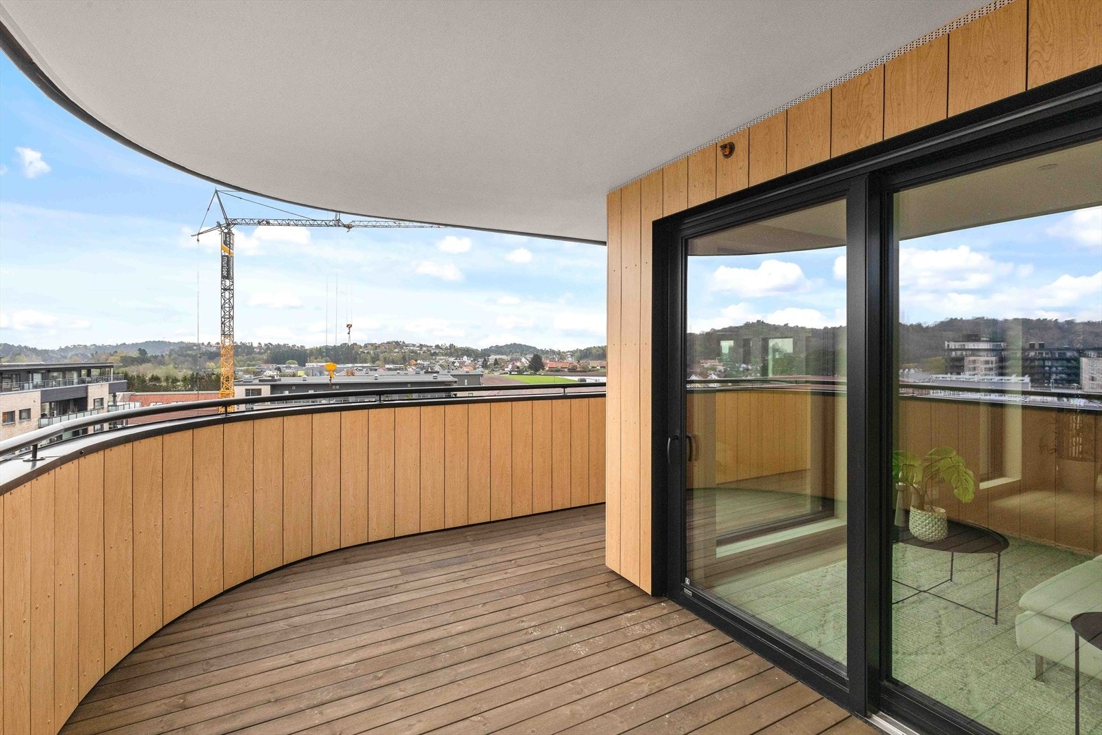 Lekker 2- roms selveierleilighet med stor balkong ferdigstilt i 2023. Klar til innflytting. Heis. Galleribilde