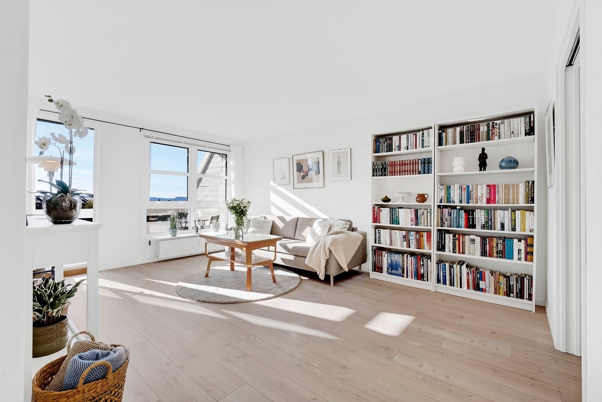 PrivatMegleren Infinita ved Bent W. Johansen har gleden av å presentere Asperudlia 80! Galleribilde