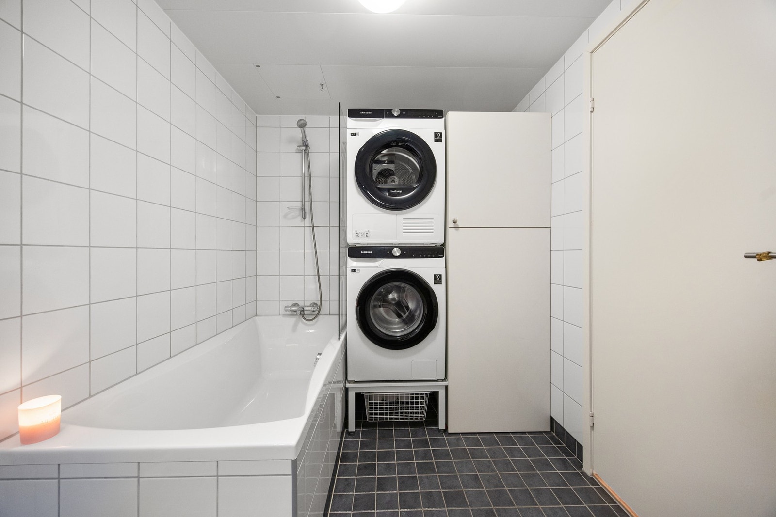 Opplegg for vaskemaskin og tørketrommel Galleribilde