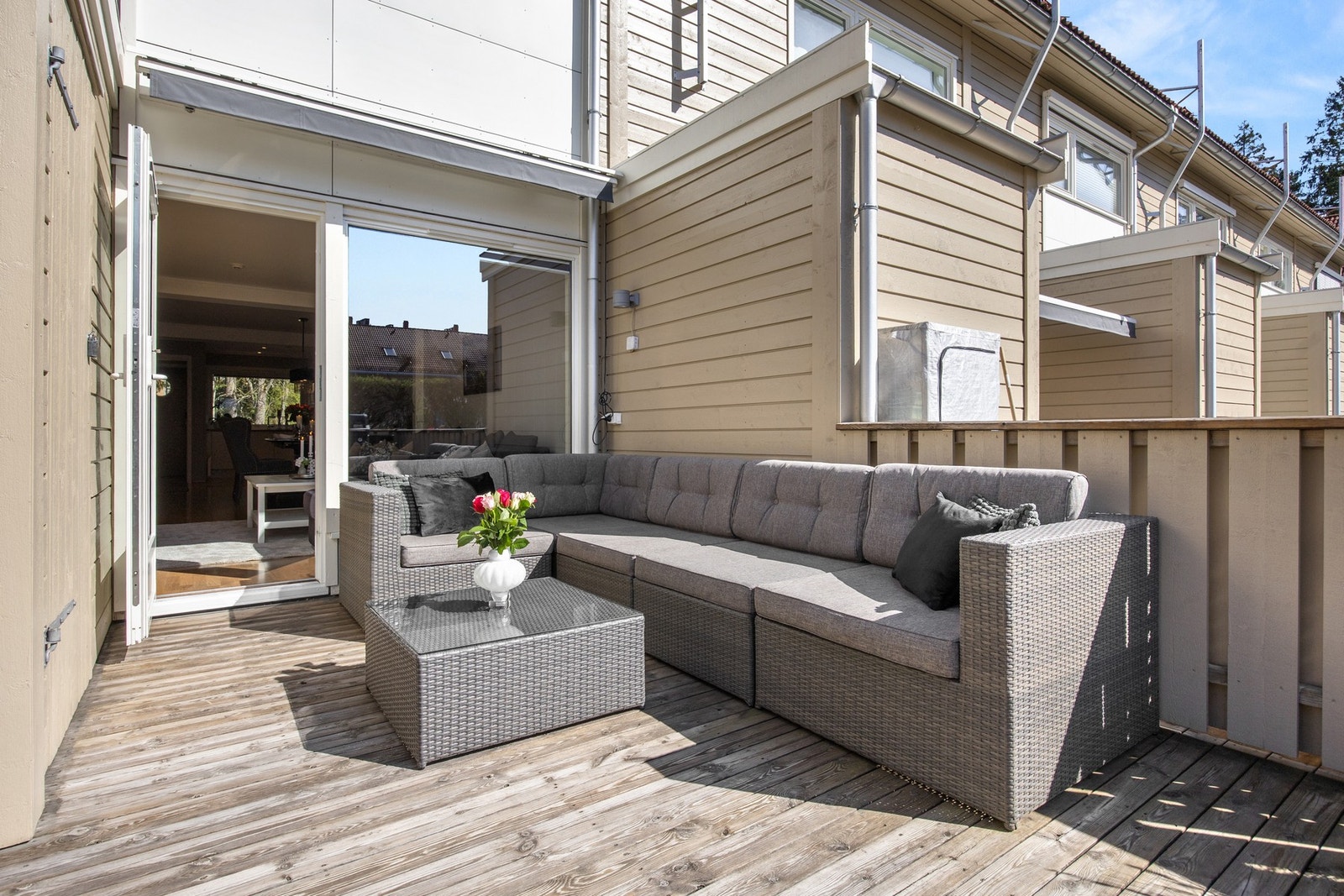 God plass til utemøblement Galleribilde