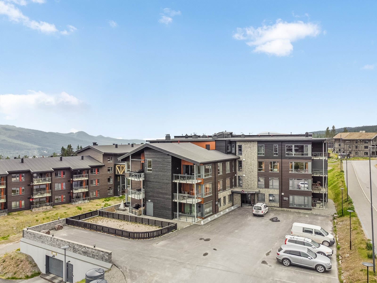 120-4-1_005.jpg Galleribilde