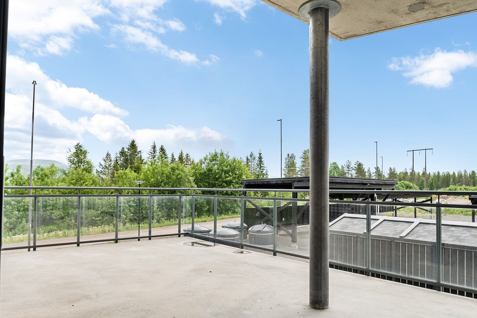 120-4-1_001.jpg Galleribilde