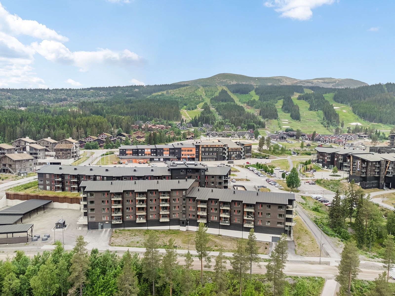 120-4-1_012.jpg Galleribilde