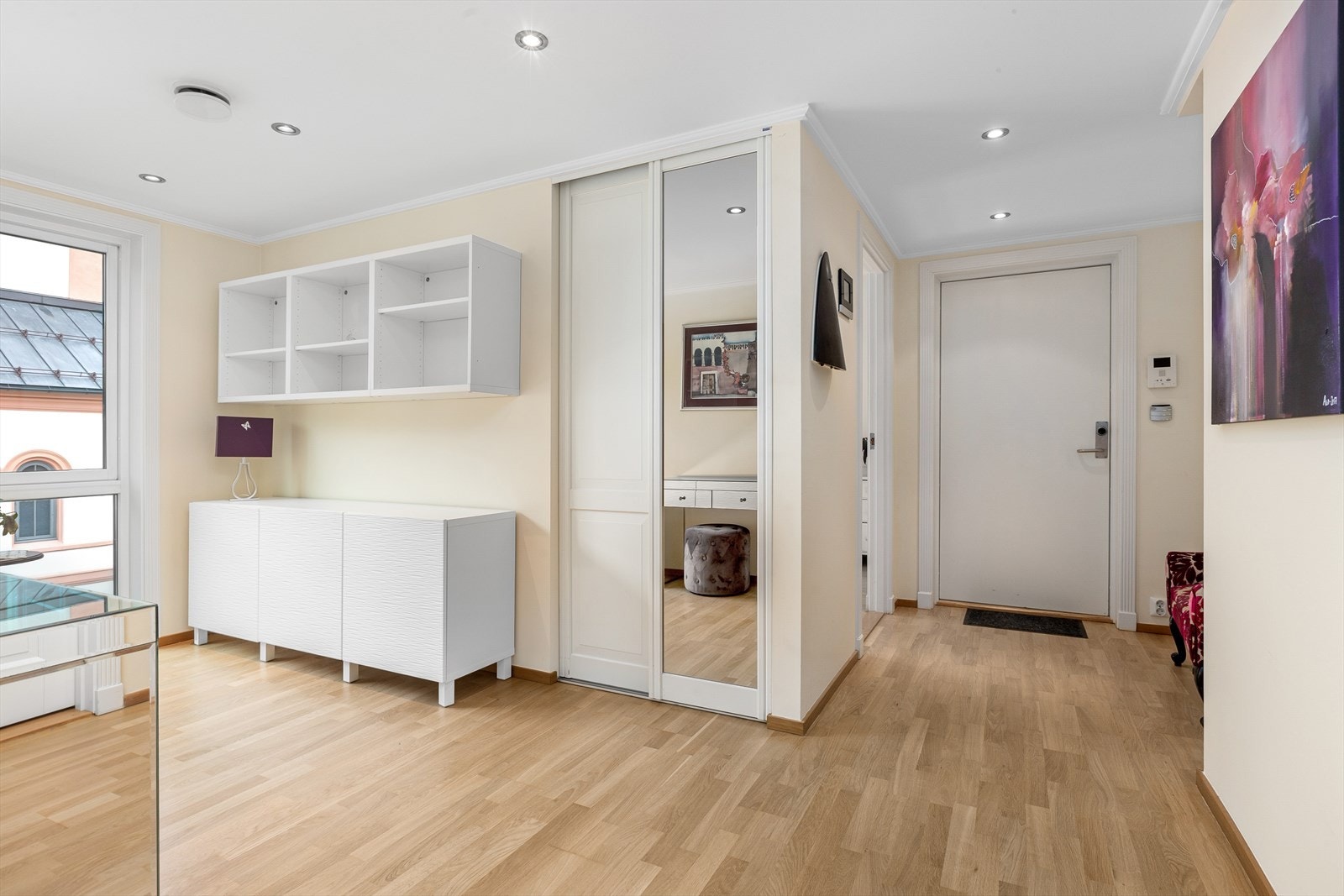 Dette rommet er opprinnelig byggemeldt som soverom, og gir rom for et ekstra soverom Galleribilde