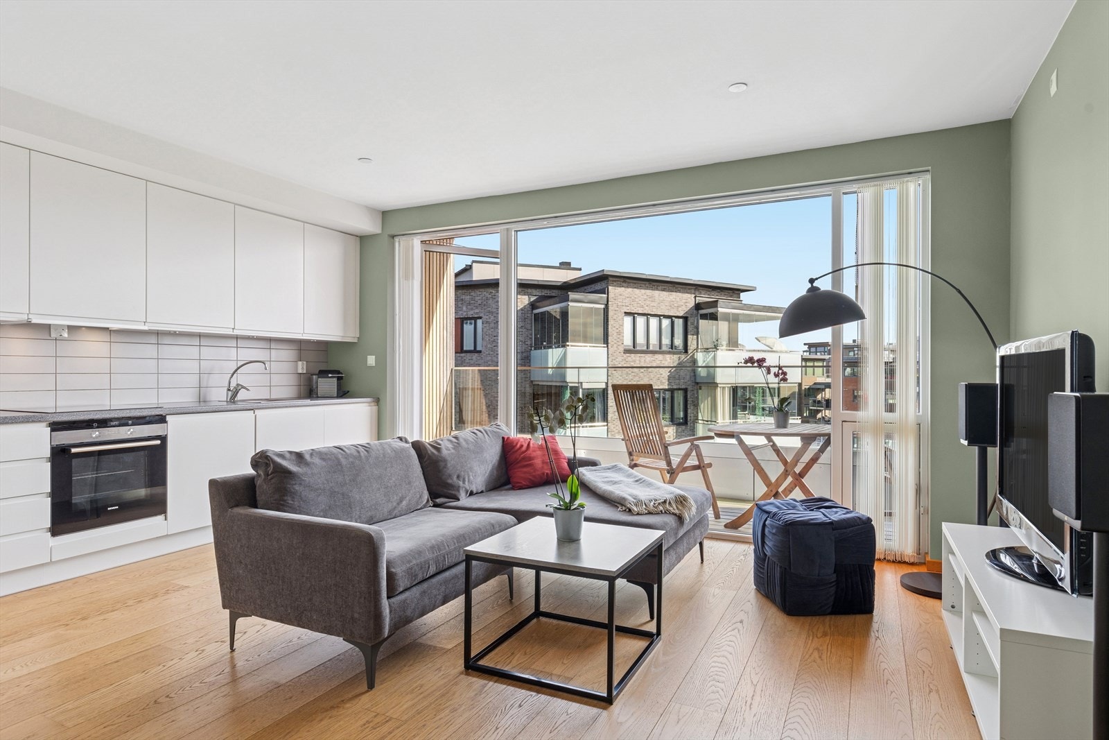 Dette er en lys og moderne selveierleilighet. Galleribilde