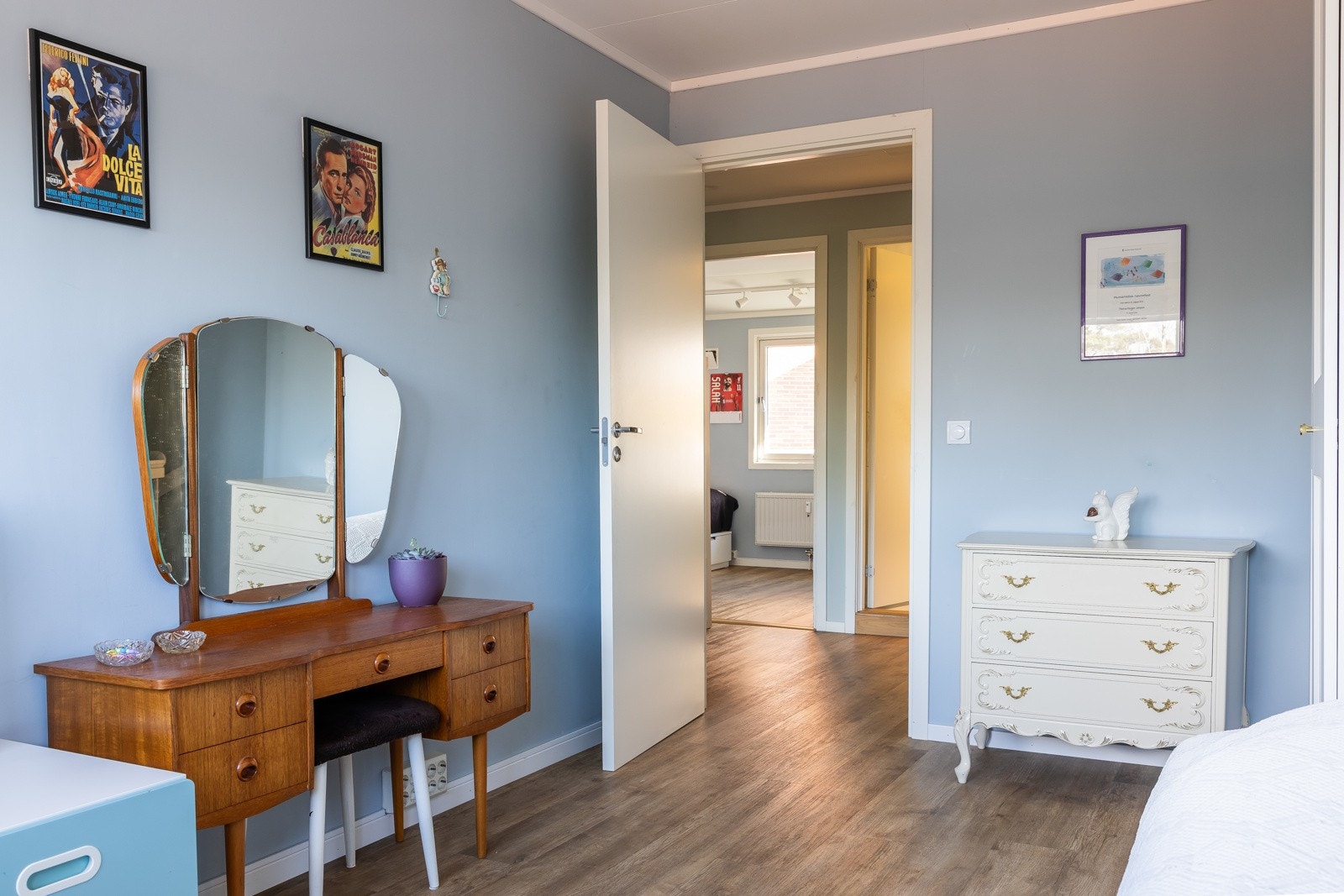 To av soverommene passer godt som barnerom, gjesterom eller kontor. Galleribilde