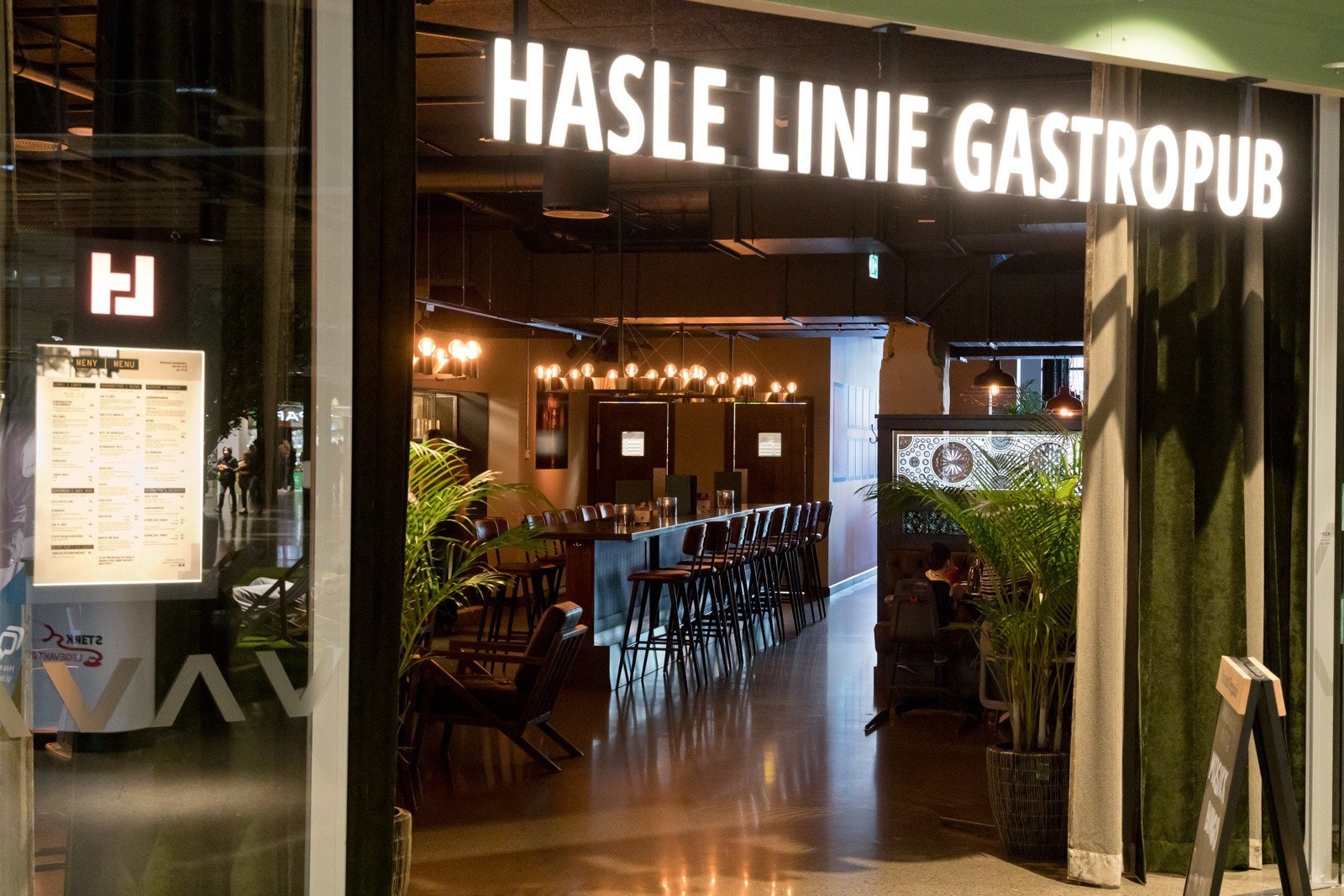 Populære Hasle Linie gasrtopub på Vinslottet. Galleribilde