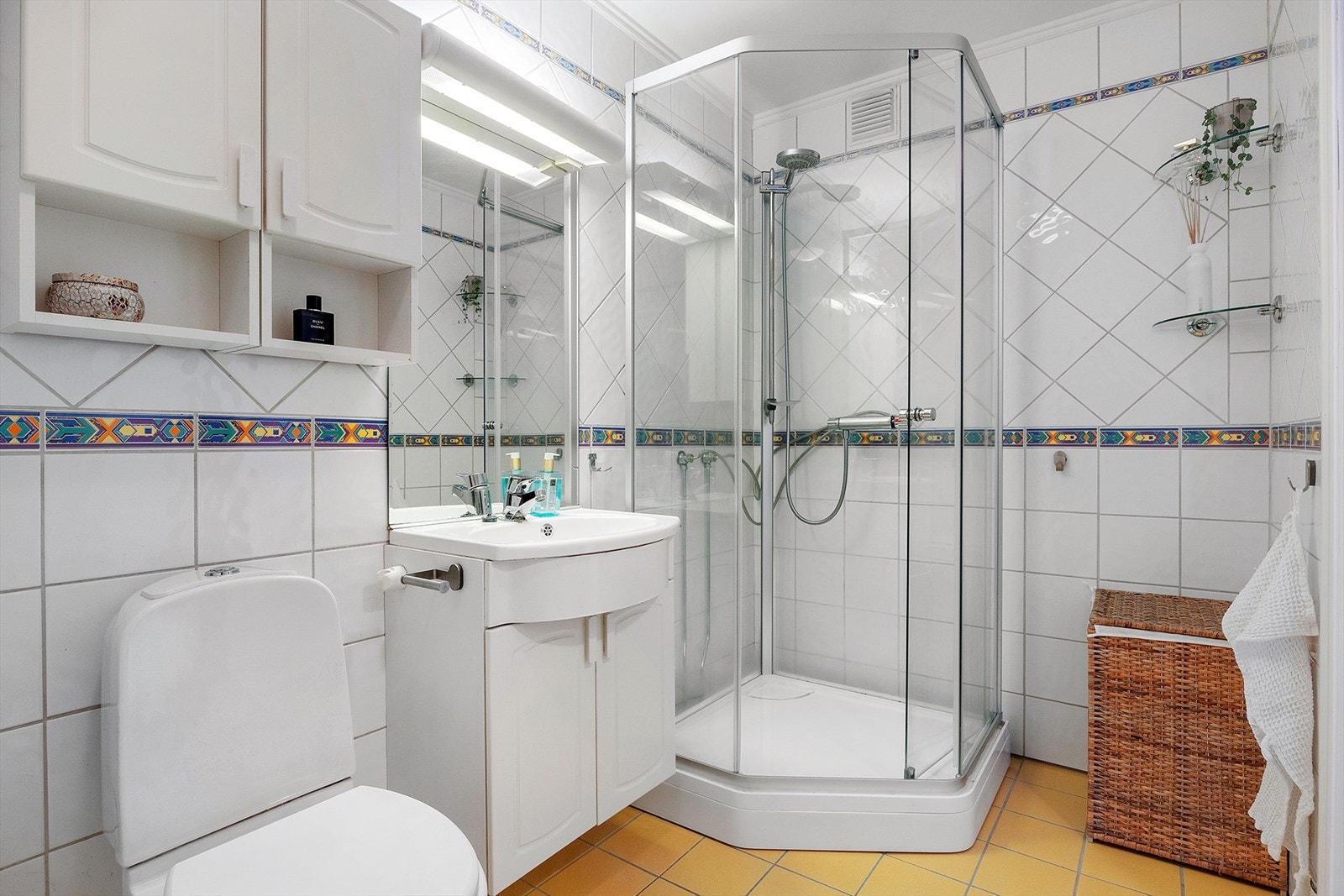 Badet er av eldre dato, men fremstår velholdt. Galleribilde