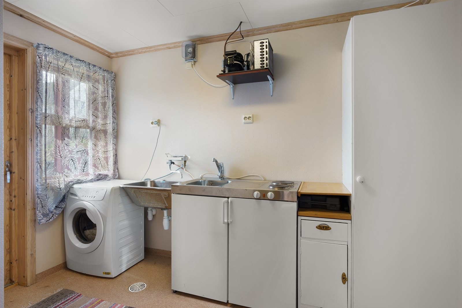 Vaskerommet har utgang til inngangspartiet mot sør. Galleribilde