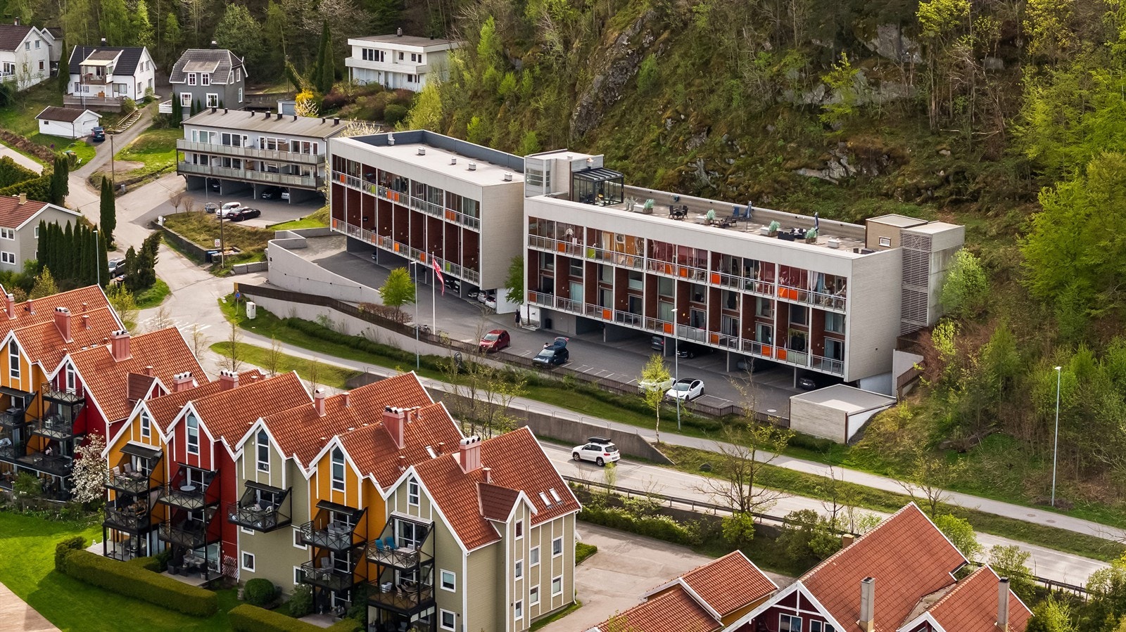 Her bor du lettstelt og sentralt til i urbane omgivelser. Galleribilde