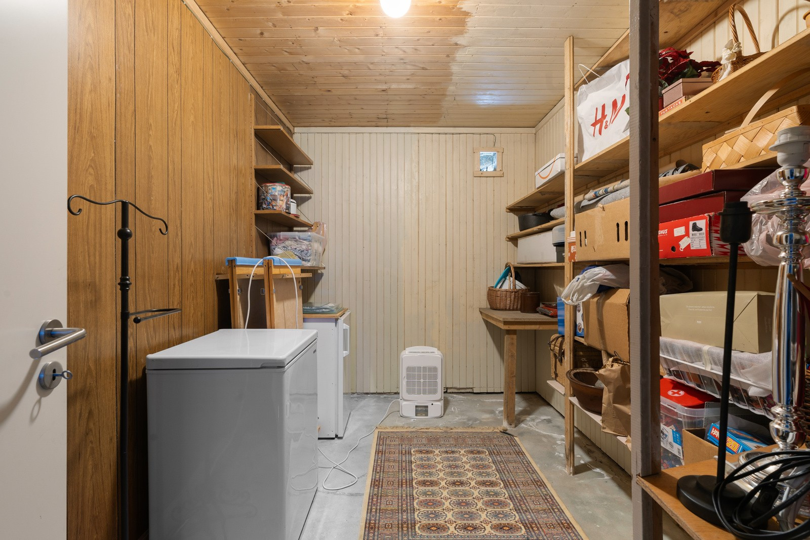 2 store boder i kjeller