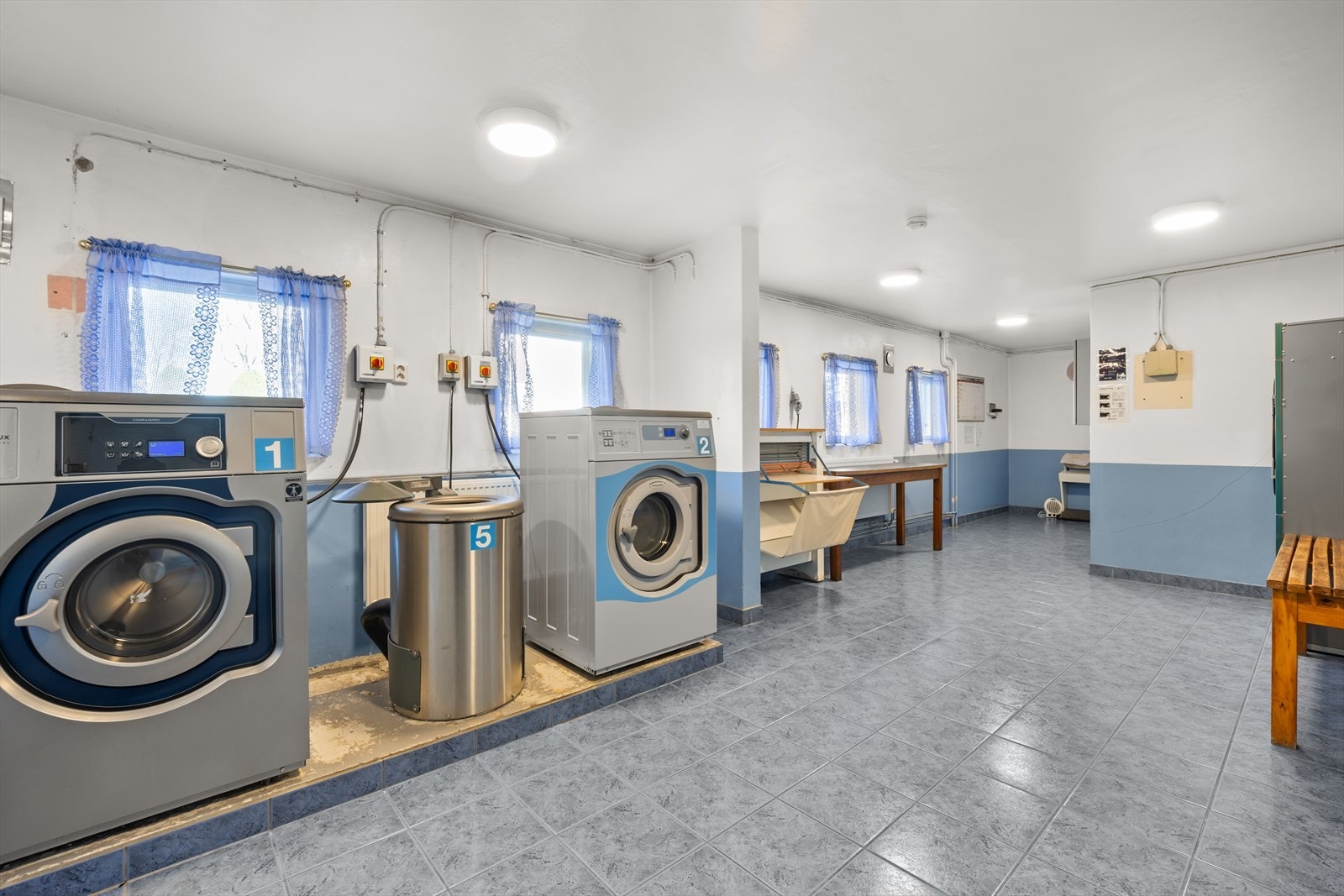 Felles vaskeri Galleribilde