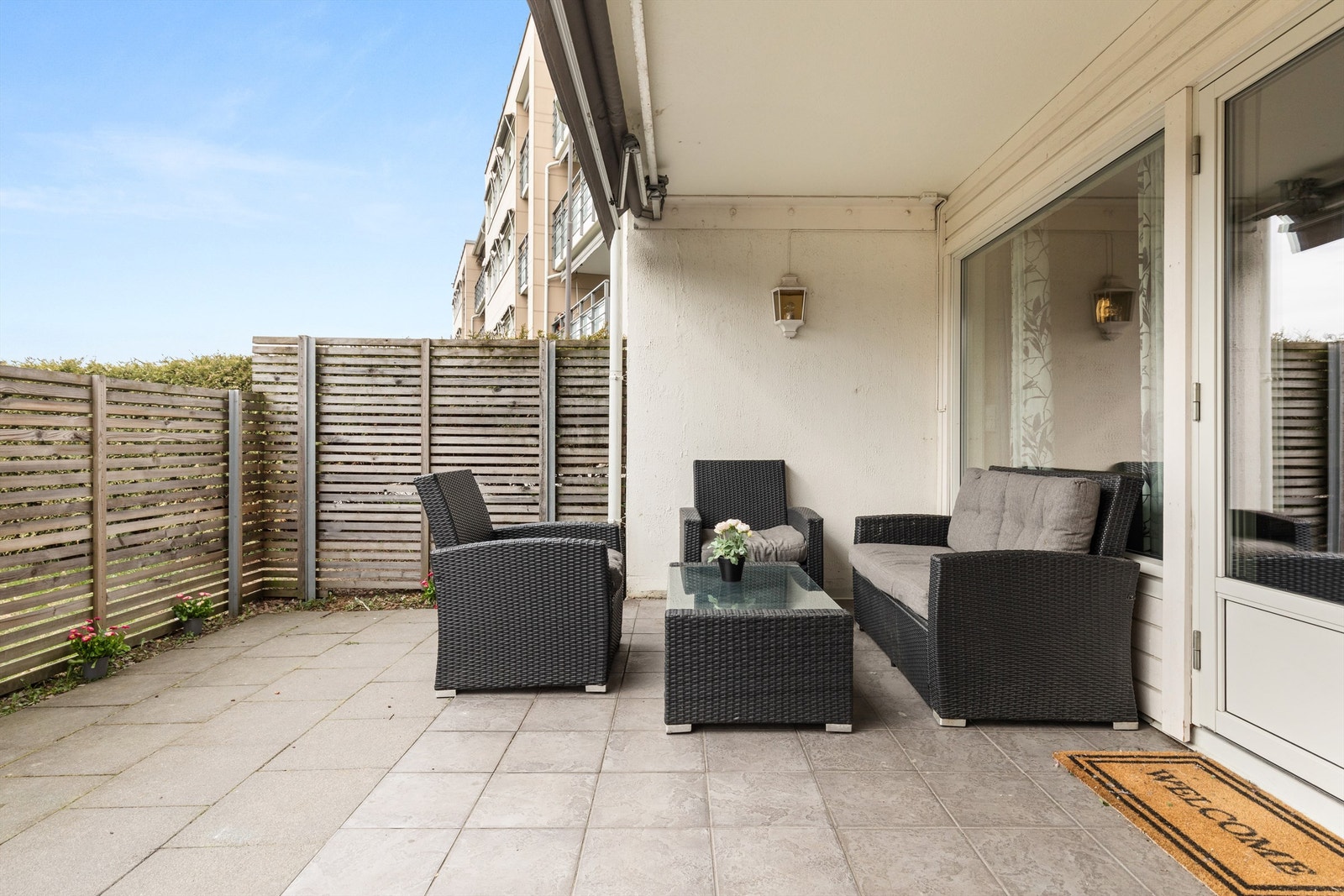 Her har du god plass til å innrede med sittegrupper eller annet ønskelig møblement. Galleribilde