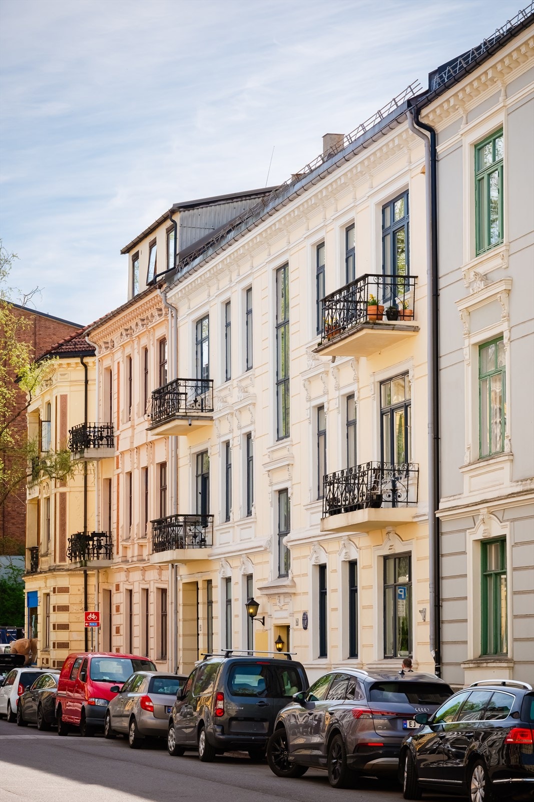 Meget attraktiv beliggenhet på Majorstuen med Frognerparken og Frogner stadion som nærmeste nabo. Galleribilde