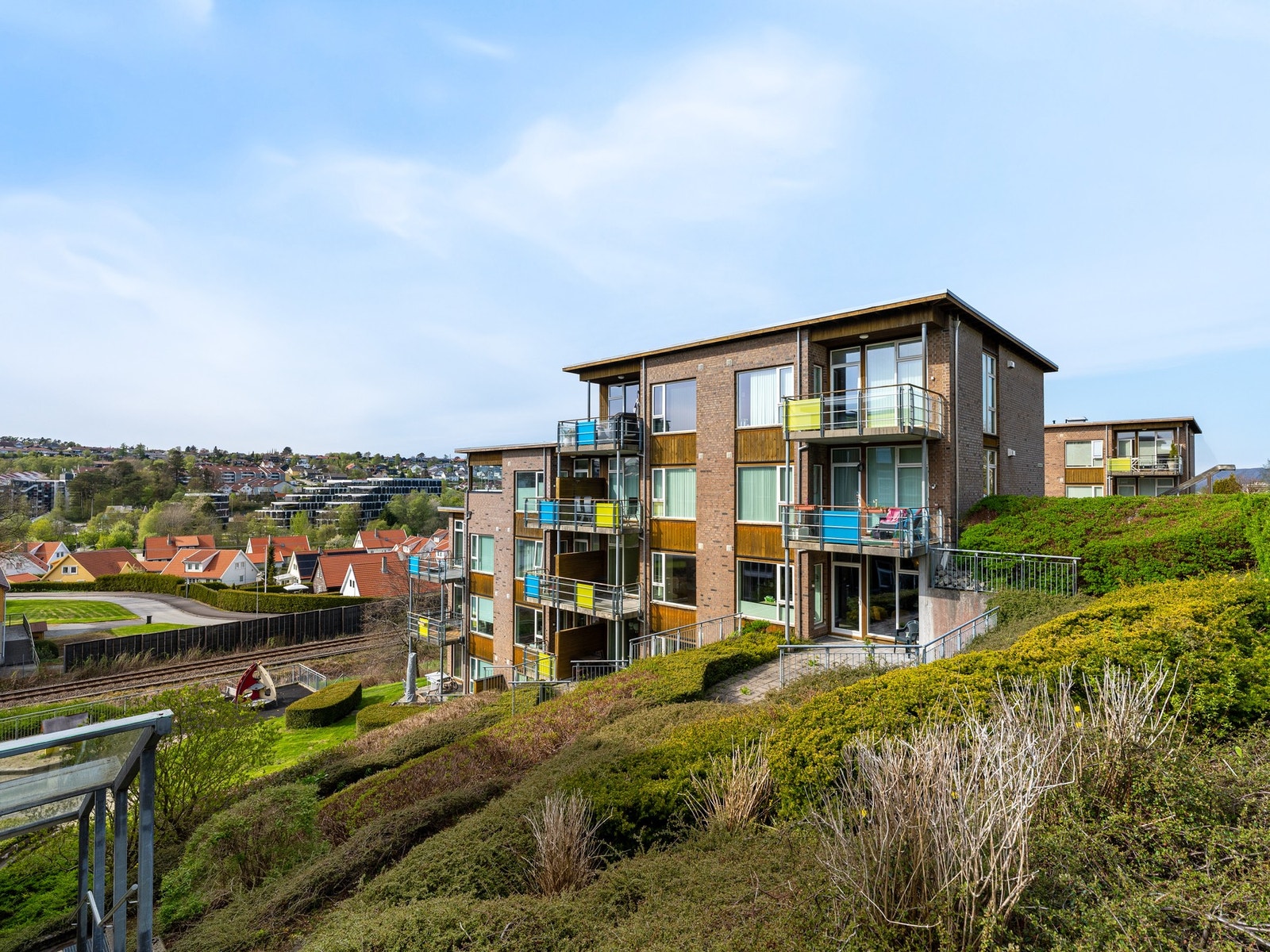 Pent opparbeidet uteområde som vedlikeholdes av Boservice Galleribilde