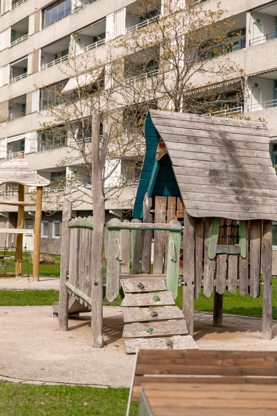 Det er lekeplass for de minste i borettslaget. Galleribilde