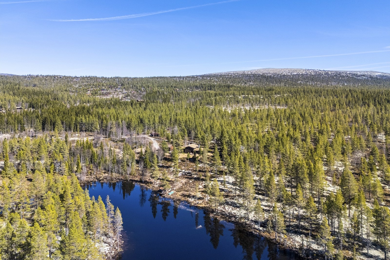 Eget fiskevann som ligger rett nedenfor hytta Galleribilde