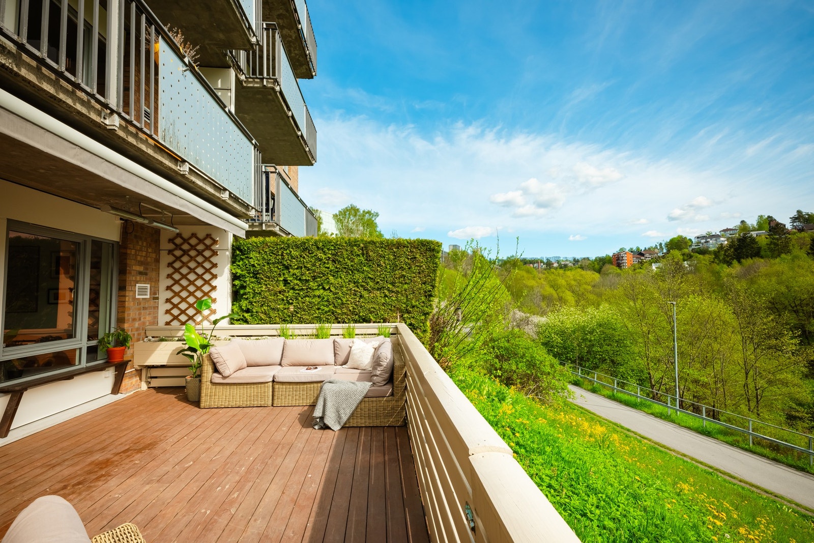 Her er alt lagt til rette for å nyte varme sommerdager og sene kvelder i hyggelig lag. Galleribilde