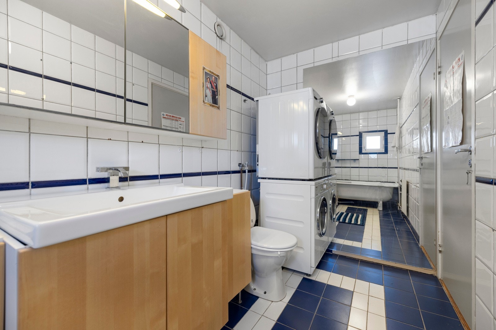 Opplegg for vaskemaskin og tørketrommel Galleribilde