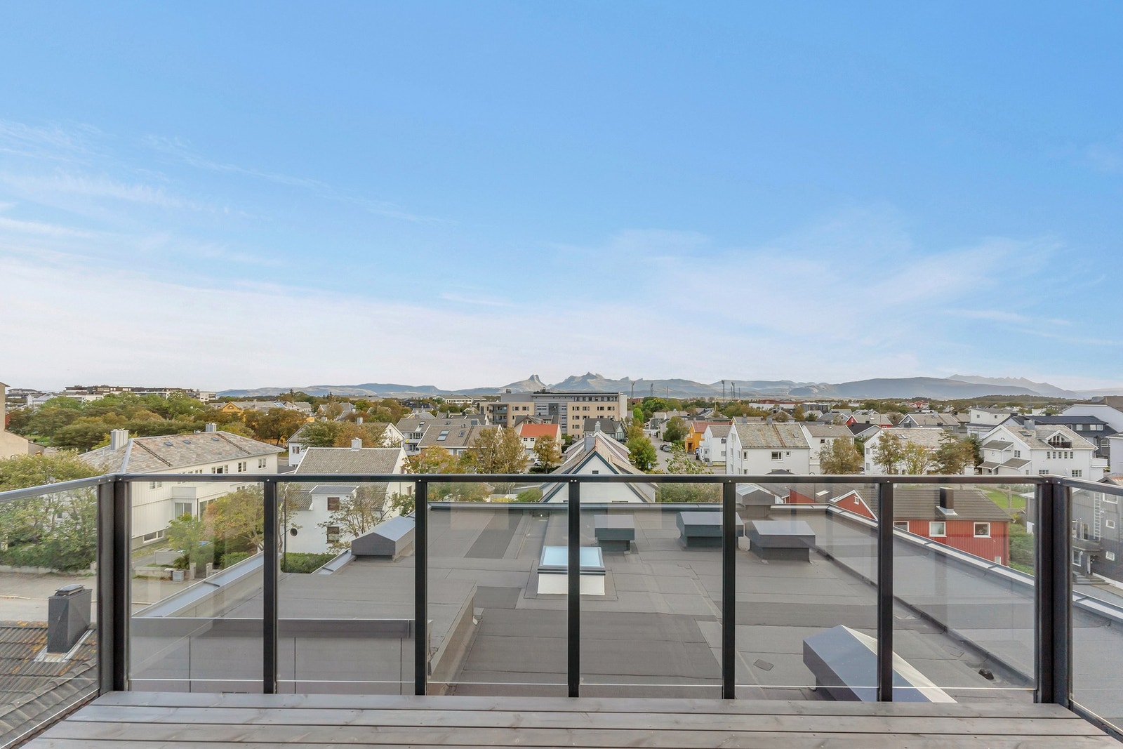 Lekker utsikt mot Børvasstindan. Galleribilde