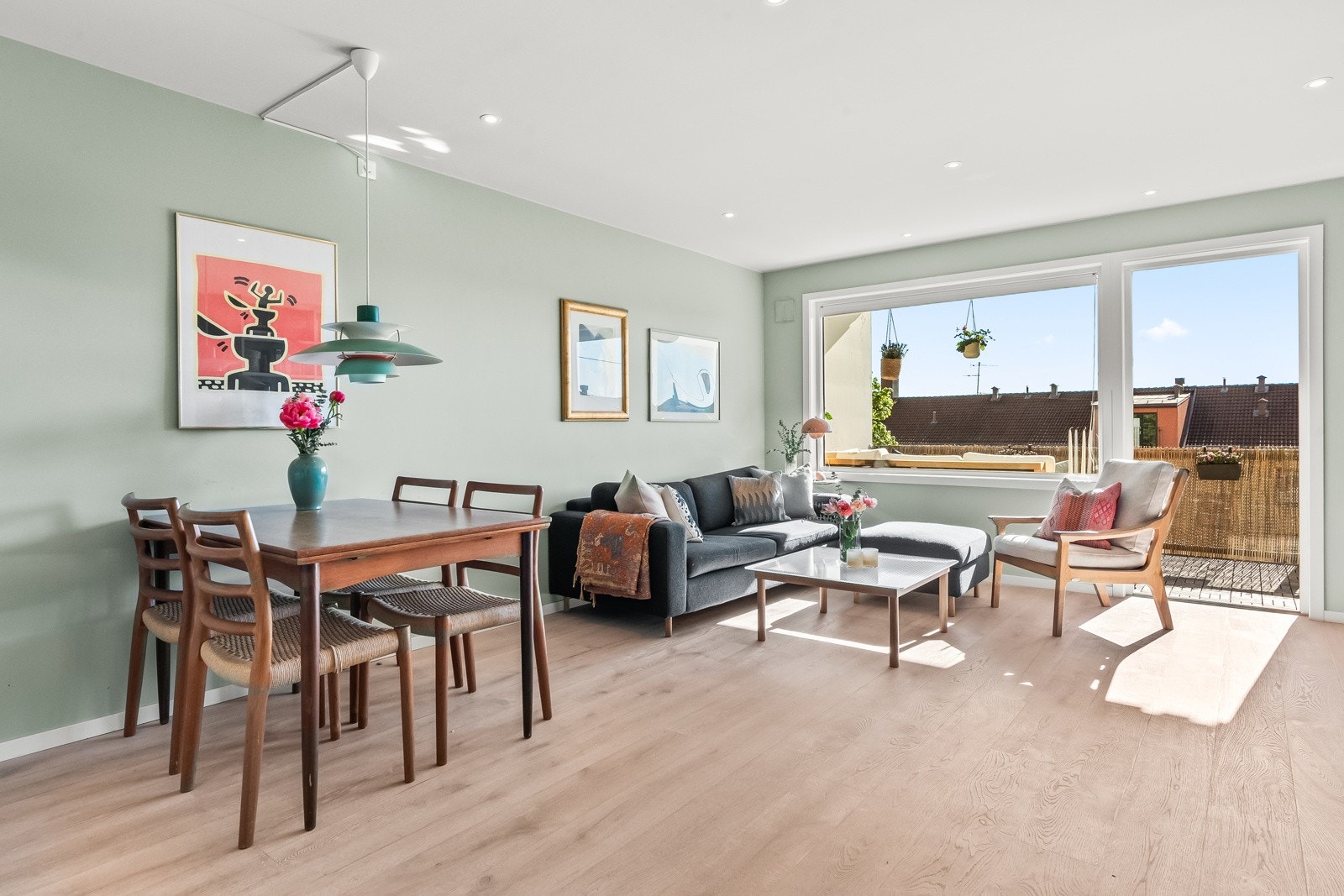 En strøken og påkostet 2-roms med sentral og attraktiv beliggenhet på Tøyen. Galleribilde