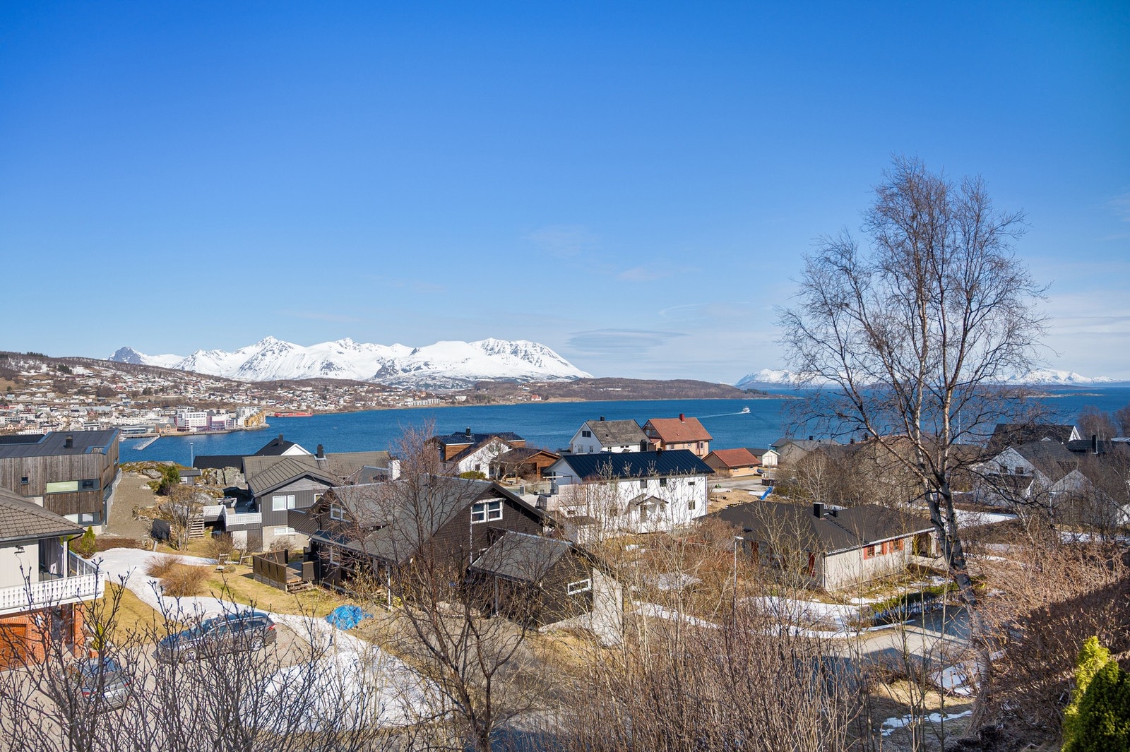 Denne eiendommen befinner seg på Øvre Gangsås og har supre utsiksforhold! Galleribilde
