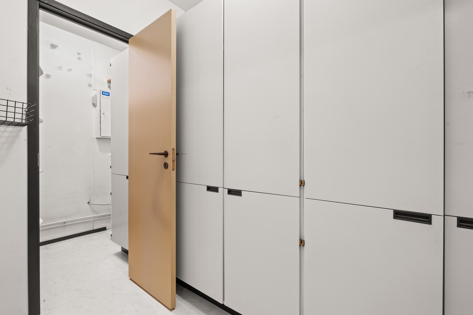 Romslig innvendig bod Galleribilde