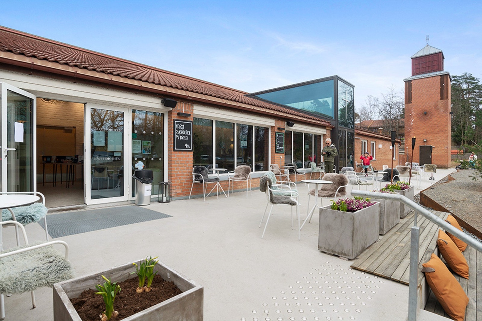 Kaffebønnen i Skøyen kirke er et naturlig samlingspunkt for områdets beboere. Galleribilde