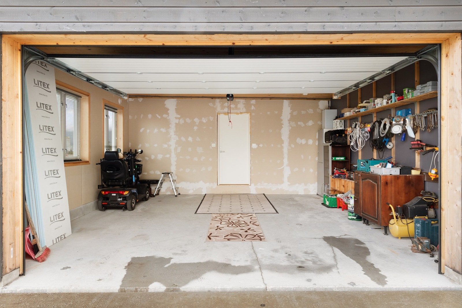 Garasjedel. Galleribilde