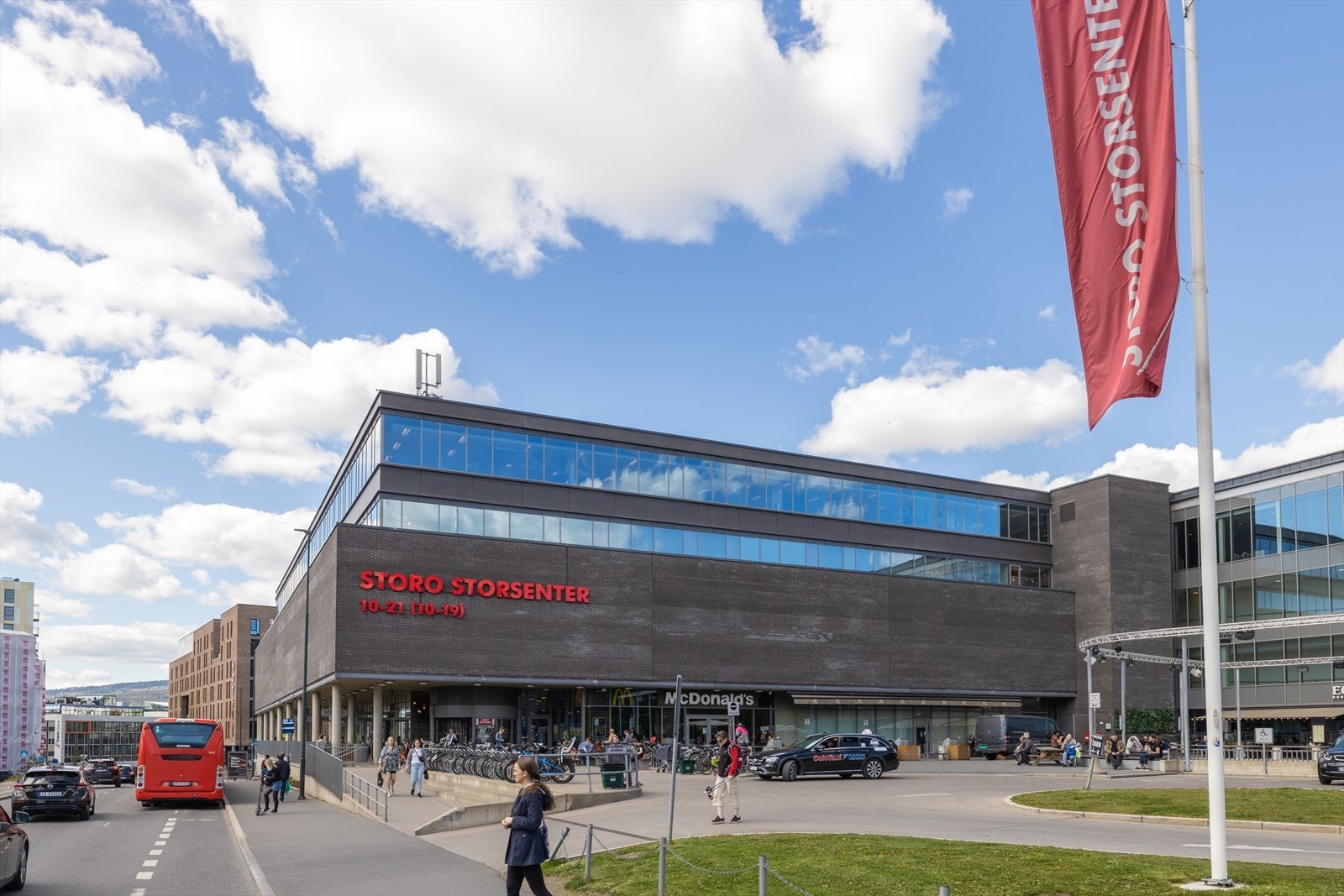 Like i nærheten finner du Storo Storsenter, Oslos største kjøpesenter! Galleribilde