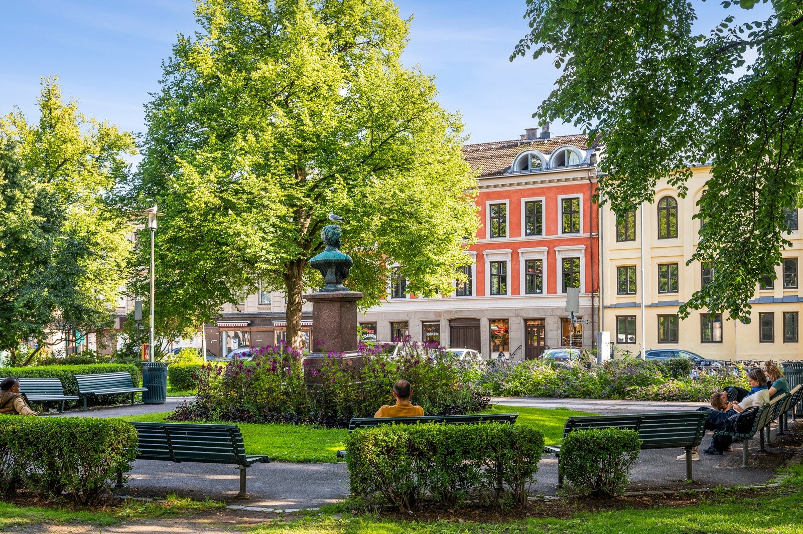 Olaf Ryes plass. Galleribilde