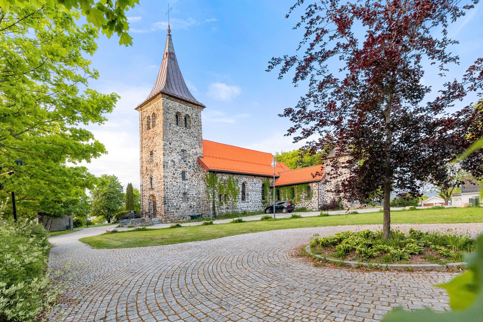 Strømmen kirke. Galleribilde