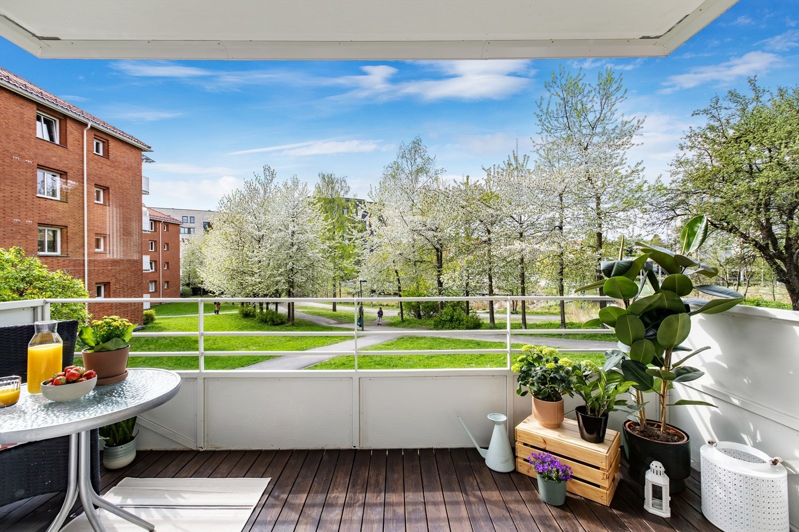 Vi ønsker deg hjertelig velkommen til denne koselige leiligheten i St. Jørgens vei 6! Galleribilde