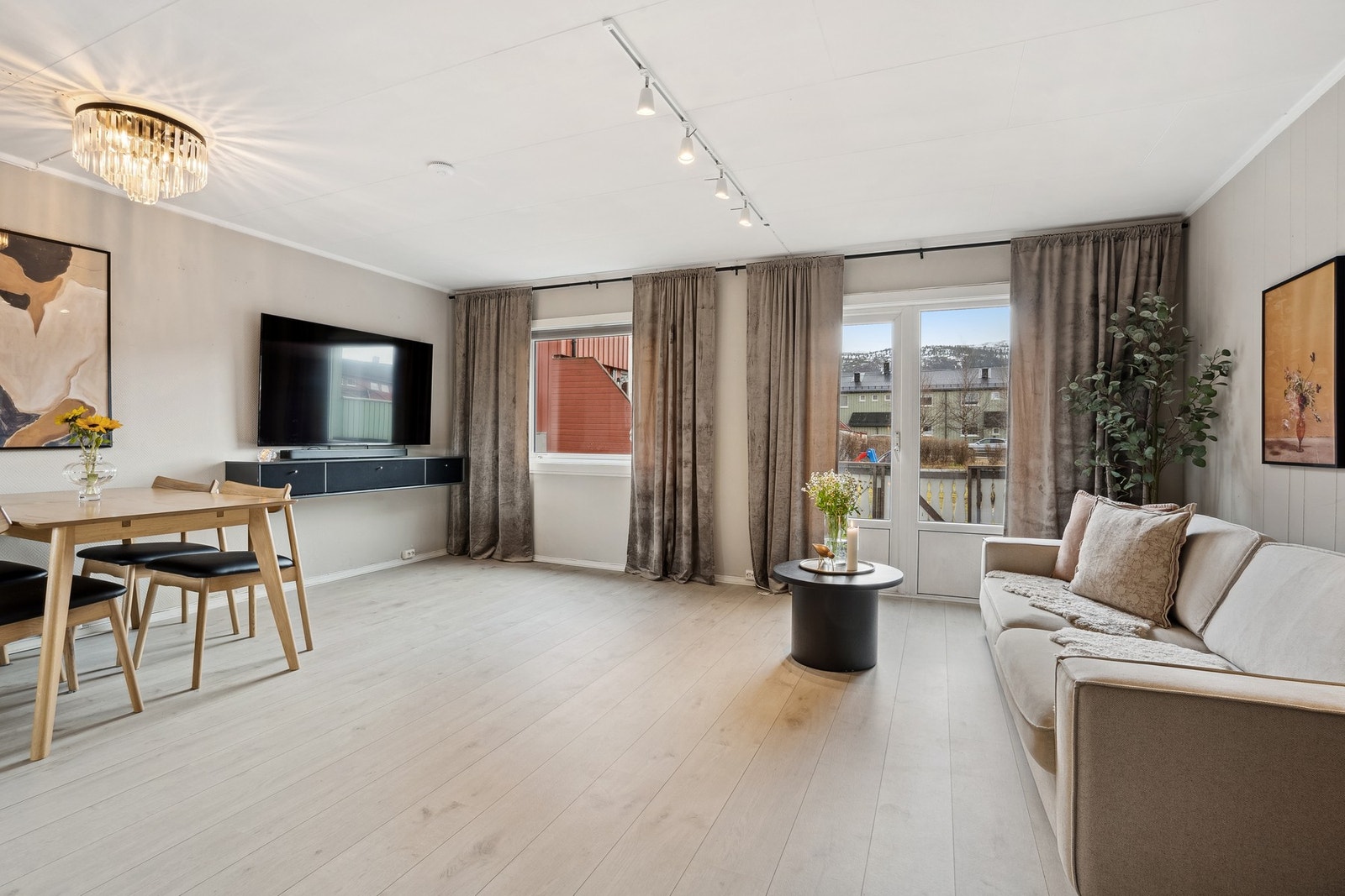 Eiendomsmegler 1 v/ Gisle Kallestad har gleden av å presentere Langmoheia 17 A!
Foto: EFKT Galleribilde