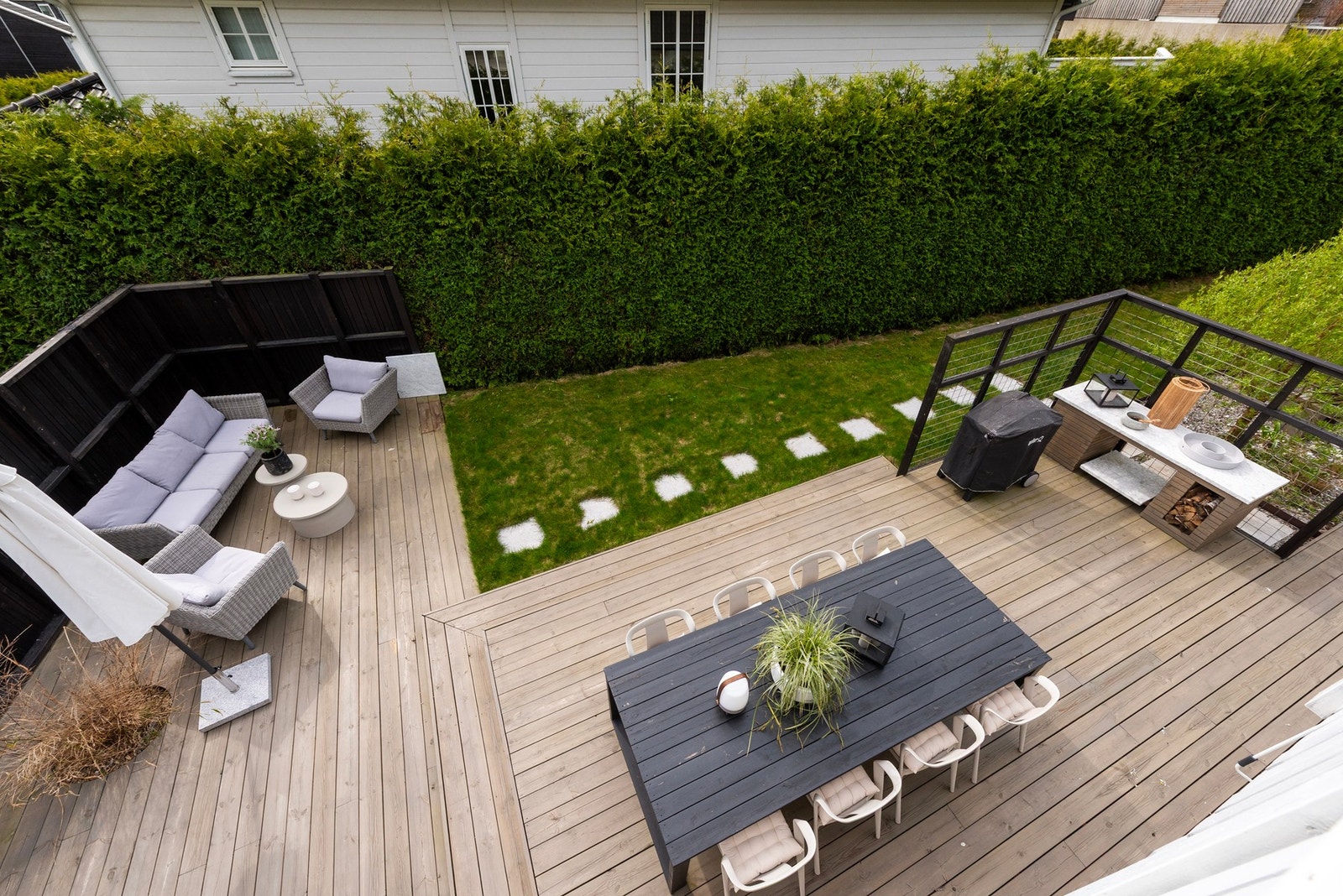 Flere hyggelige soner med sittegrupper Galleribilde