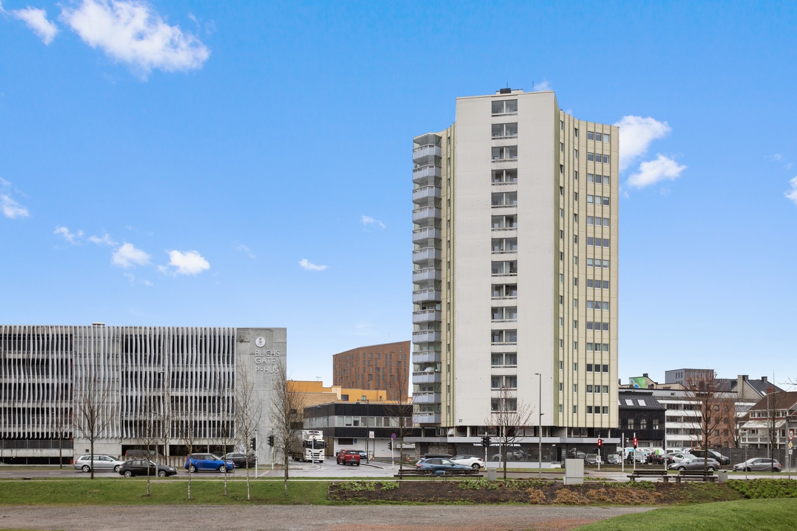 Velkommen til Bjørnstjerne Bjørnsons gate 21, presentert av Leon Hoff ved Dialog Eiendomsmegling. Galleribilde