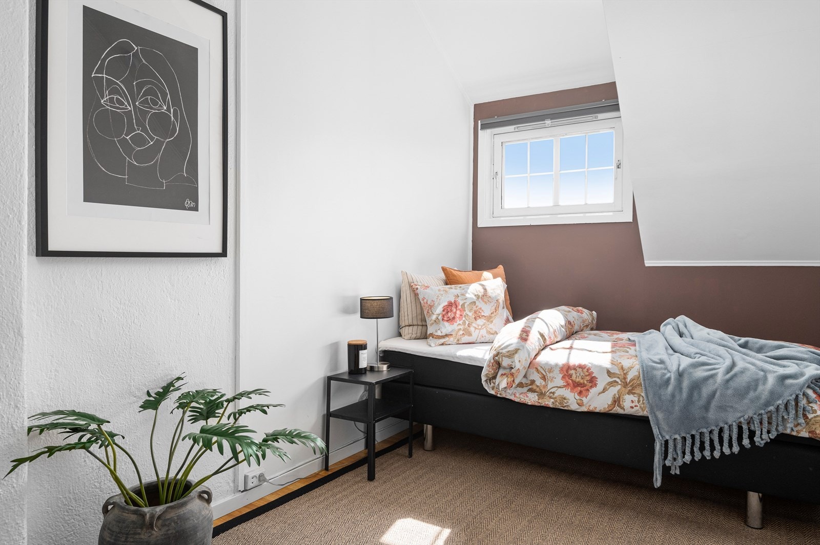 Soverom nummer to i 2. etasje måler 9 kvm. Galleribilde